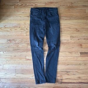 Distressed Skinny Jeans